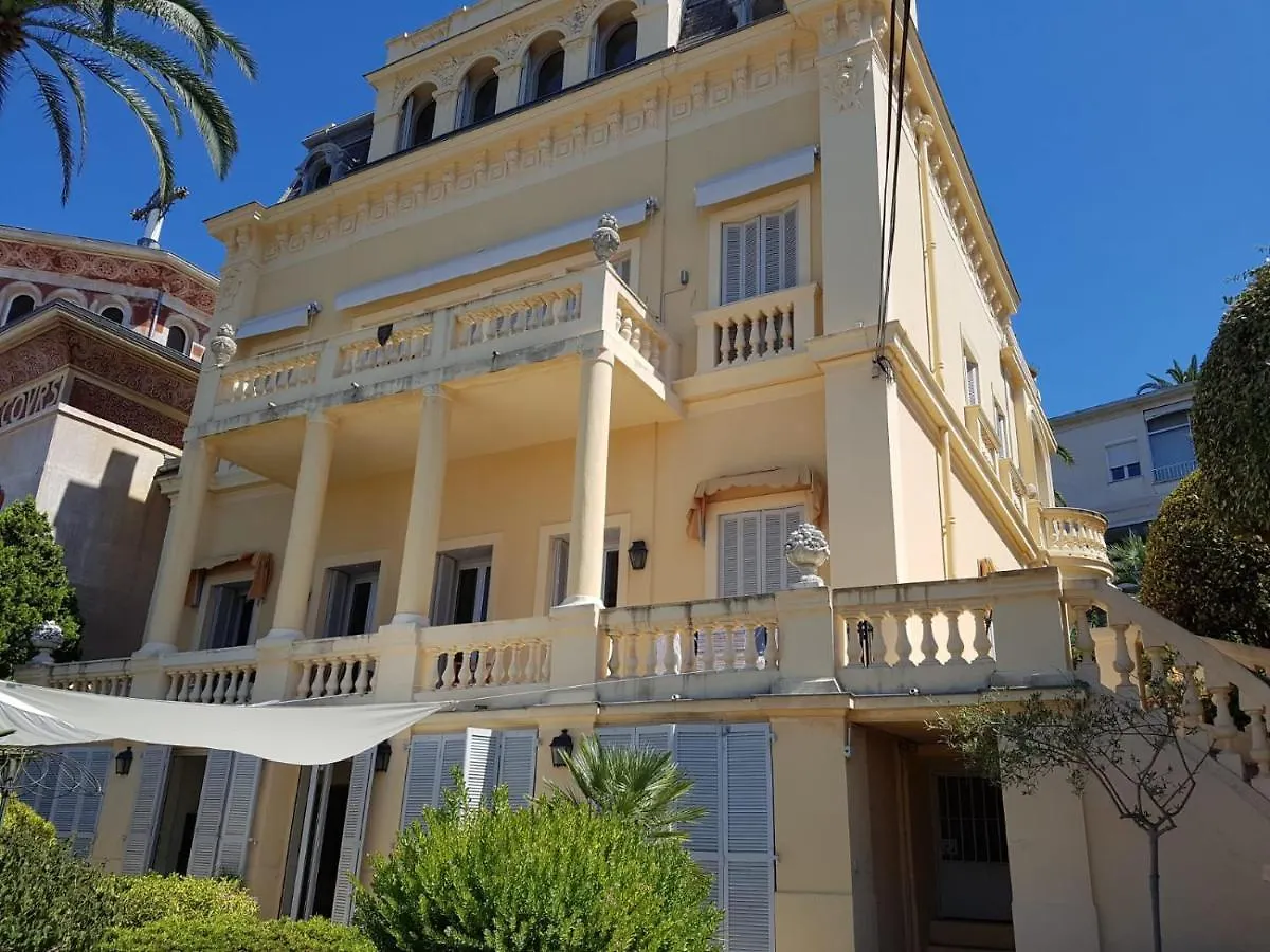 Mont Boron Exclusive Apartment In Villa Belle Epoque Nizza